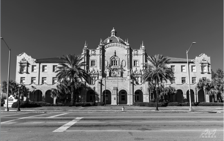 Fine Art Photographer in Alabama: How to Choose Photography That Belongs on Your Wall