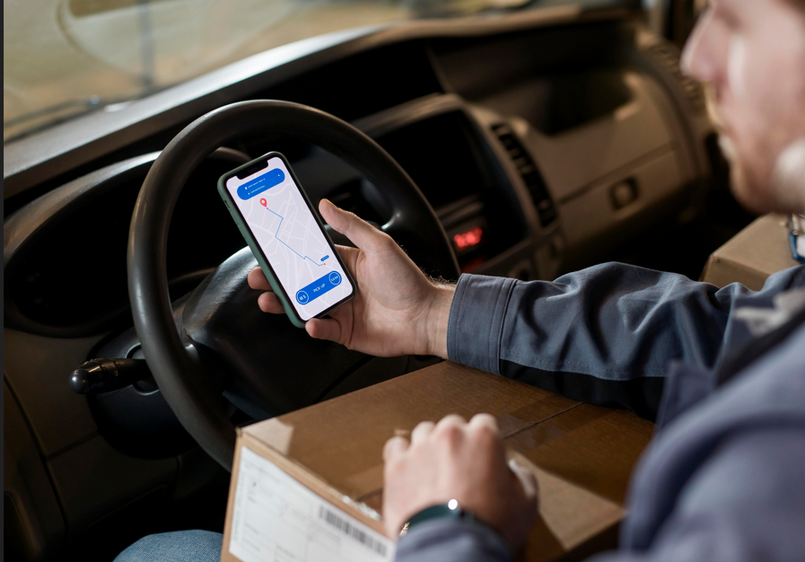 How Freight Tracking Improves Interstate Transport Services and Customer Satisfaction