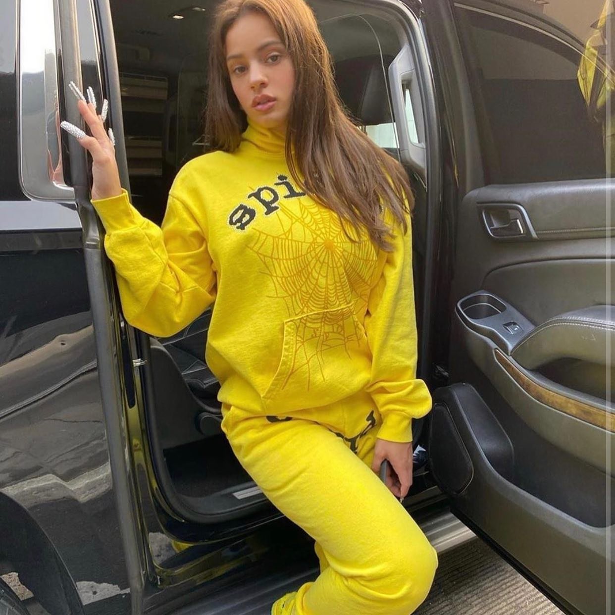 How to Wear Raspberry Hills for a Modern Streetwear Look