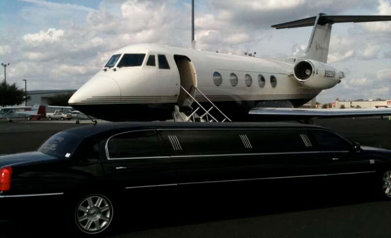 What Makes Executive SUVs the Preferred Choice for Airport Travel