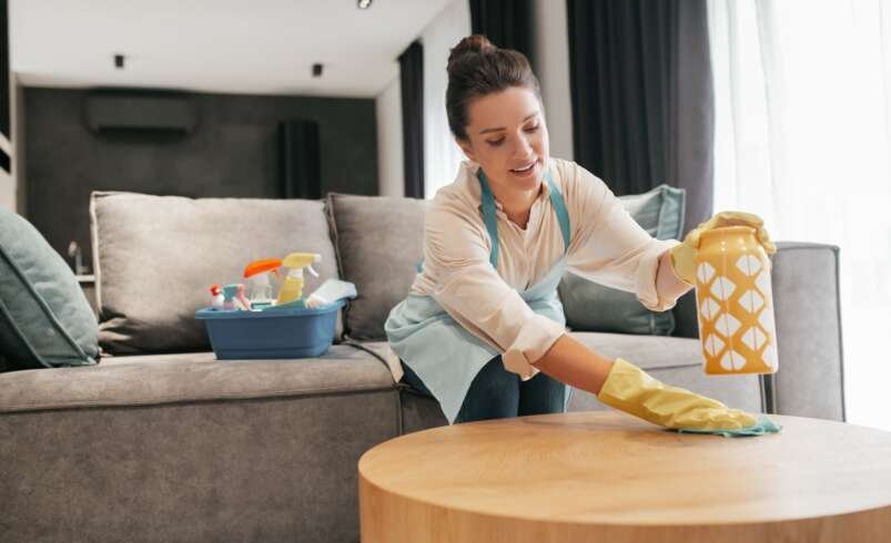 Airbnb Cleaning Service Near Me: A Complete Guide for Hosts