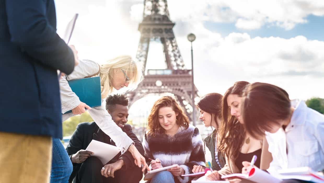 Top Benefits of Choosing France for Higher Studies