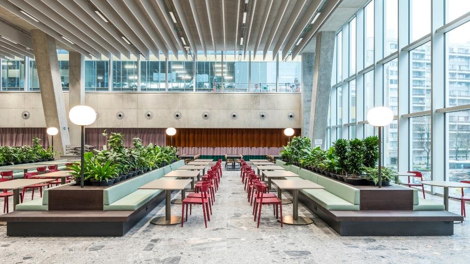 How to Choose the Right Coworking Space in Noida for Your Business
