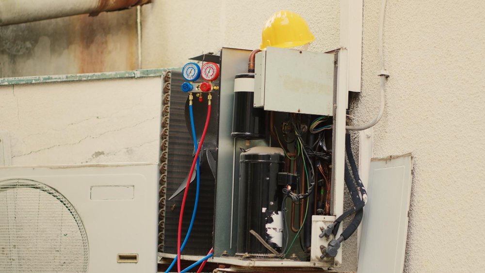 From Cooling to Convenience: Essential AC and Ice Machine Repairs for Las Vegas Homes