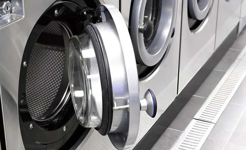 Industrial Laundromat Machines: Complete Buying Guide for Hospital and Commercial Laundry Operations