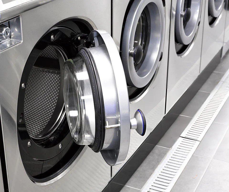 Industrial Laundromat Machines: Complete Buying Guide for Hospital and Commercial Laundry Operations