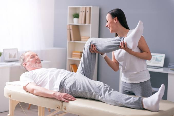 Why Choose Physiotherapy in Hertfordshire for Movement Problems?