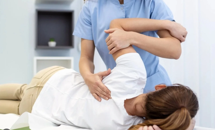 Physical Therapy Advantage: Building Stronger Movement Foundations for Everyday Comfort and Activity