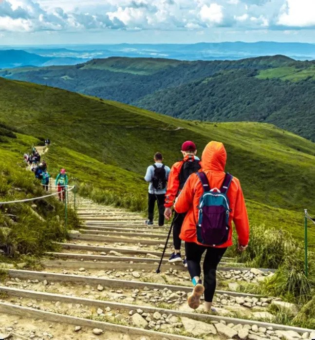 Why are small group tours in India a better way to travel?