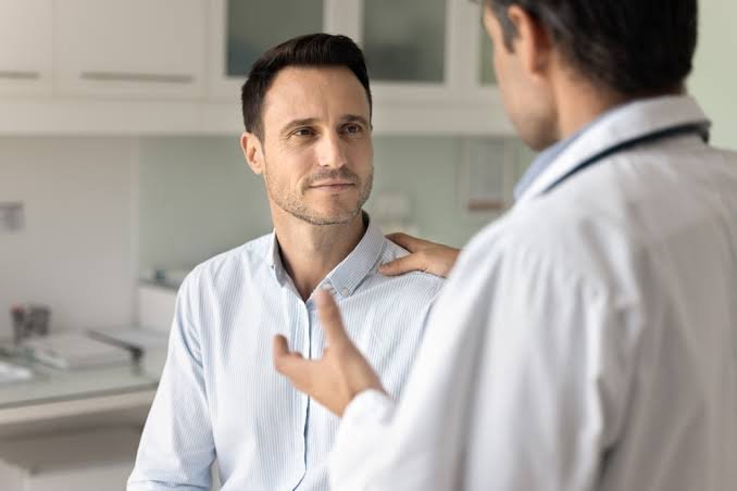 Private Doctor Consultation in UK: How Are Symptoms Evaluated to Determine the Next Steps in Care?