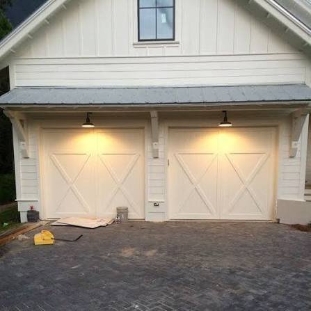 Garage Door Materials and Features for Everyday Use
