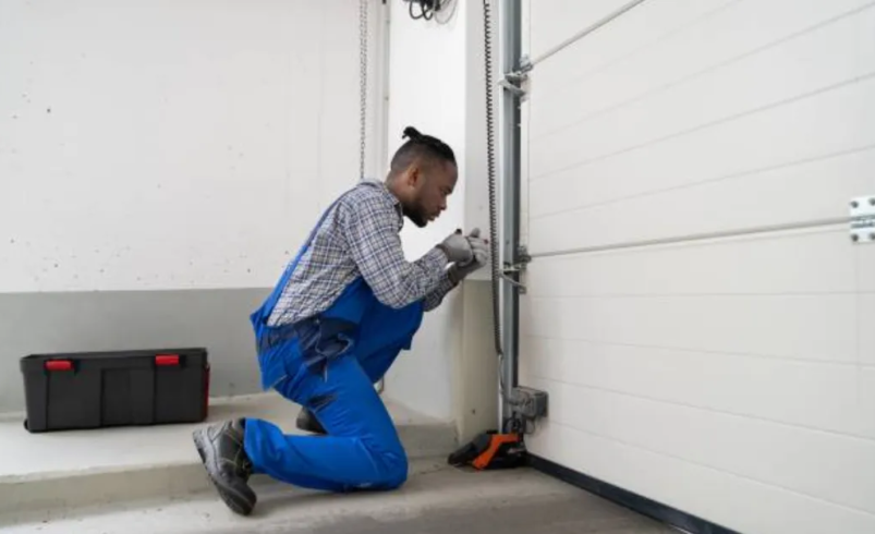 What to Know Before Installing a New Garage Door in Summerlin, NV